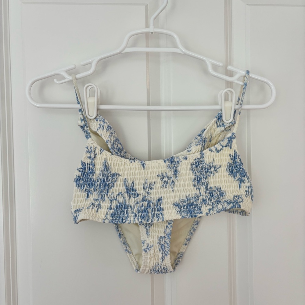 Rare Triangl Inesa Set Blue and White